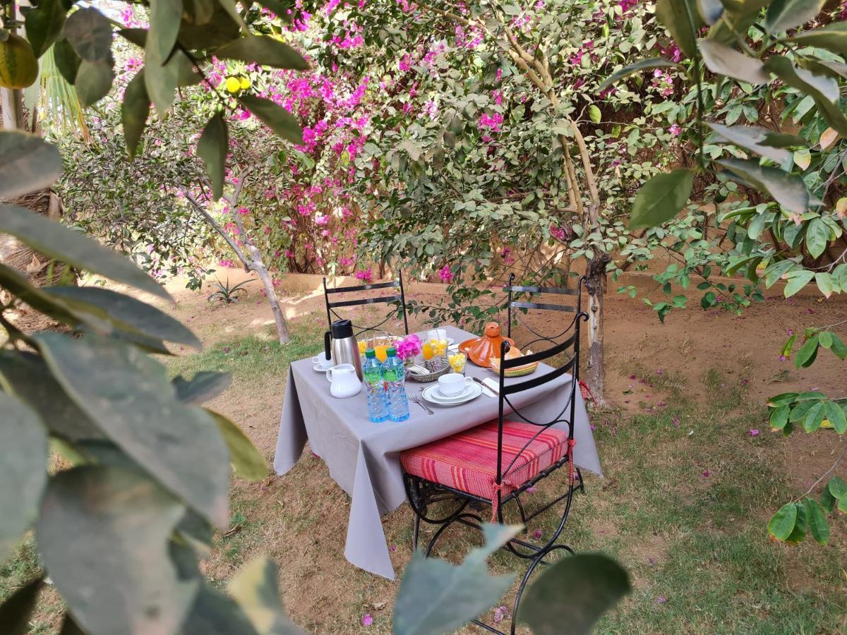 Bed and Breakfast Le Souimanga Bleu Saly Exterior foto